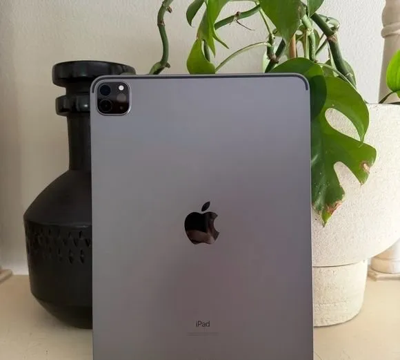 Ideal holatdagi iPad Pro 11 2-avlod, 128 GB, Wi‑Fi sotiladi Ideal holatdagi iPad Pro 11 2-avlod, 128 GB, Wi‑Fi sotiladi