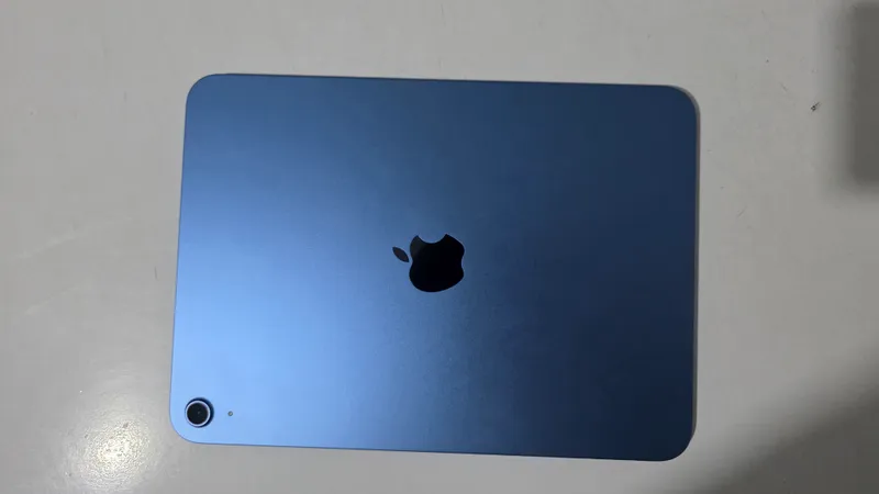 ipad 11-inch A16 — фото 1