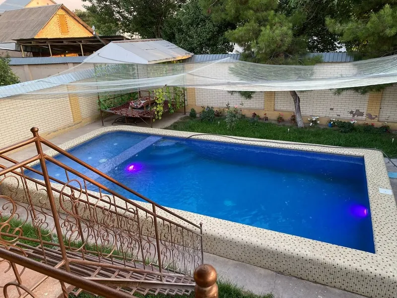 Ozodboshda srochna 9 sotixli 6 xonali dacha sotamiza. — фото 3