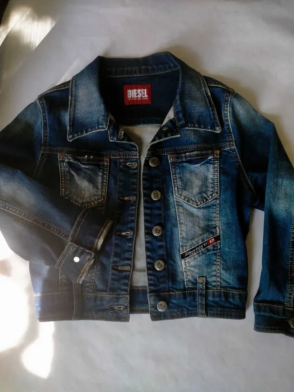 Джинсовая куртка DIESEL (размер XS, 40)