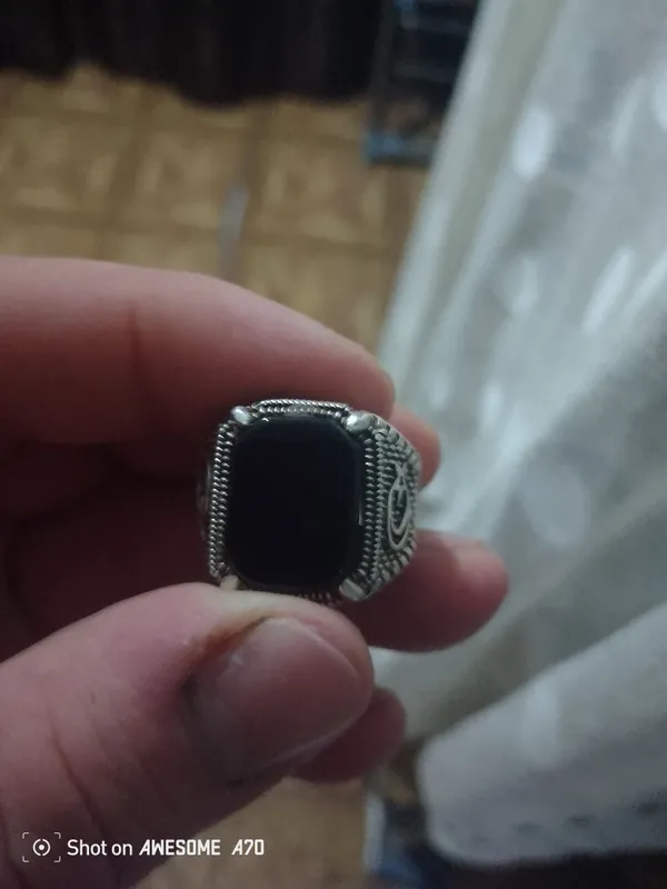 продаються два перстьня 5 продаються два перстьня 5