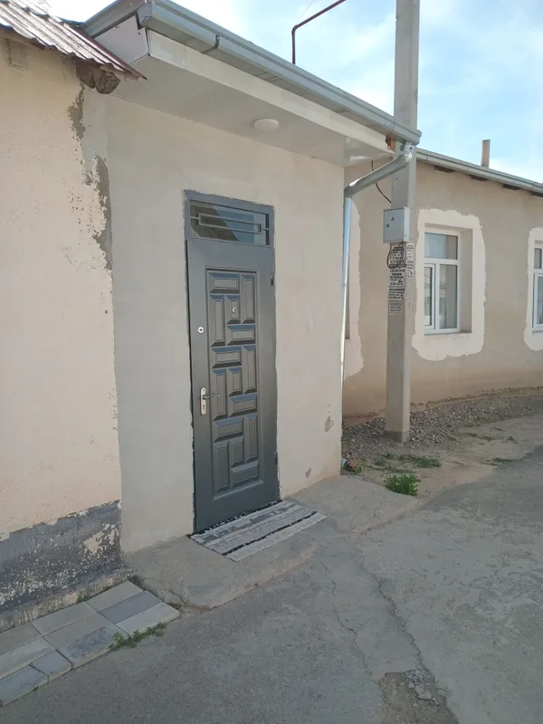 Yerda 3 xonali kvartira, tomorqasiz 1