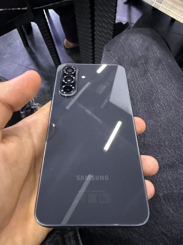 Samsung A36 5g 128 bor holati ideal aybi yoʻq — фото 4