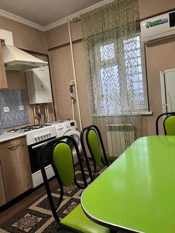 Yangi bozor va ECO park (sobiq tenesniy k)oralig'ida kvartira sotiladi 7