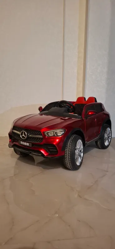 bolalar uchun Mercedes-Benz mashinasi 1