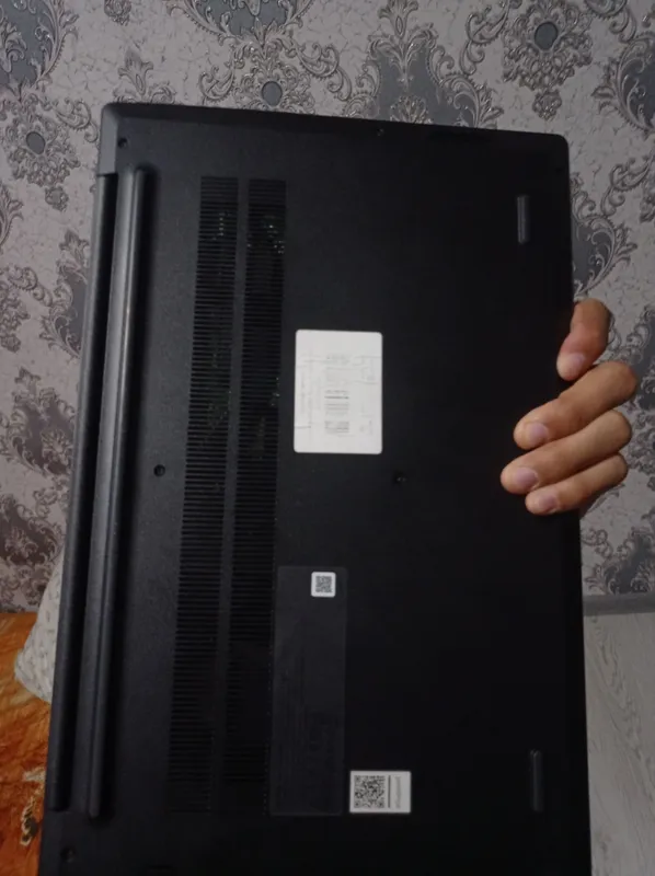 Lenovo V15 Ryzen 5 для работы и игр. 8 Lenovo V15 Ryzen 5 для работы и игр. 8