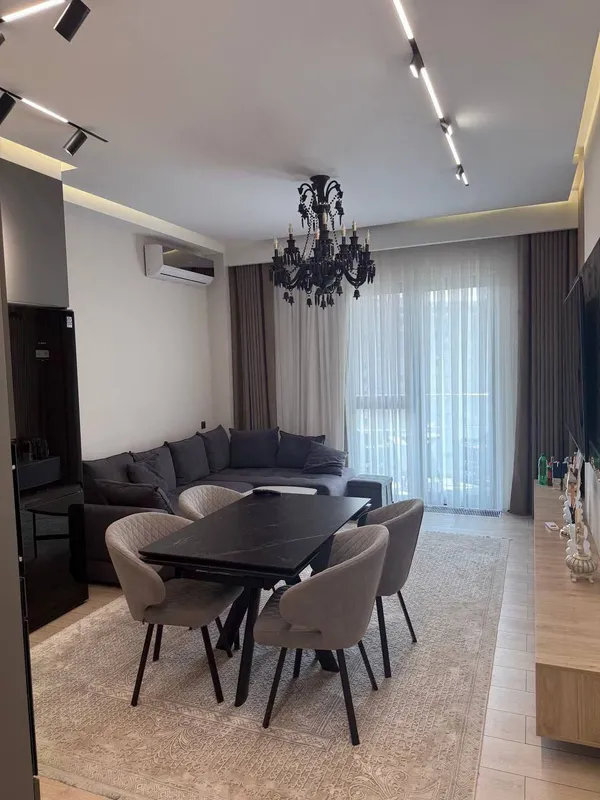 Сдается квартира  2/5/18 Московские высотки  150м² 2