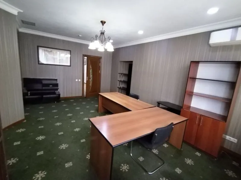 Аренда под офис 2 комната, С Мебелью! 88кв.м Алайский! 2200у.е — фото 4