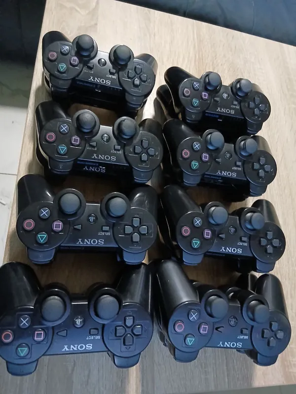 Продаются пульты PS3, оригинал, большая плата 2 Продаются пульты PS3, оригинал, большая плата 2