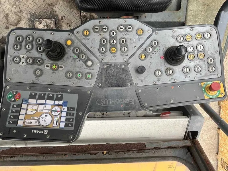 Асфальтоукладчик VÖGELE S1800-3i AB500-3TV 7
