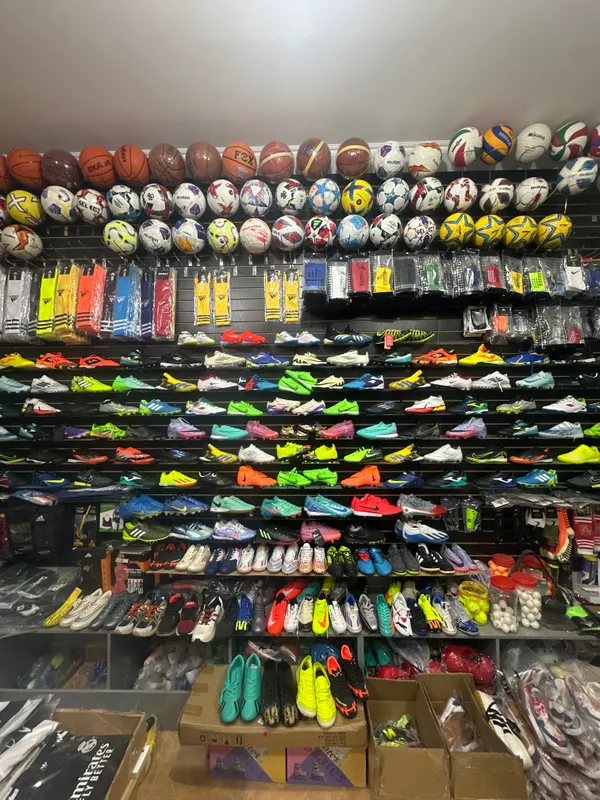 ADIDAS BUTSA 4
