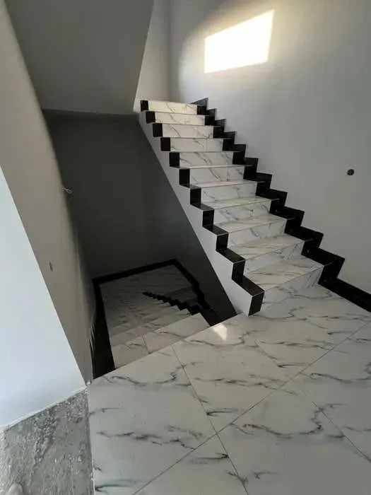 Сдаётся здание 1700м2 — фото 4