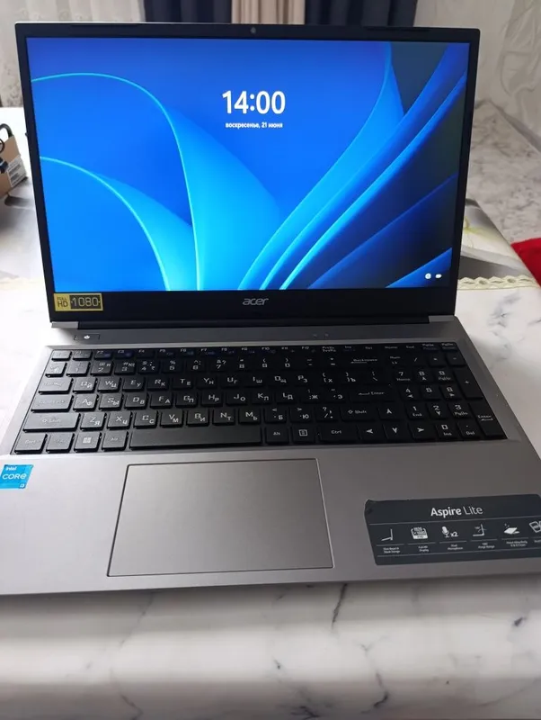 Notebook satladi,Acer i3 Pamiti8/512,Azgantay isletilgen taza aybi joq — фото 1