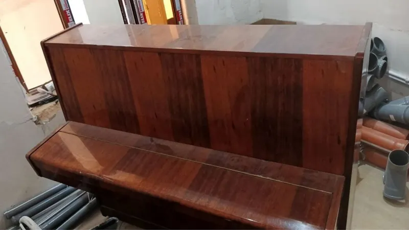 pianina sotiladi srochna 2