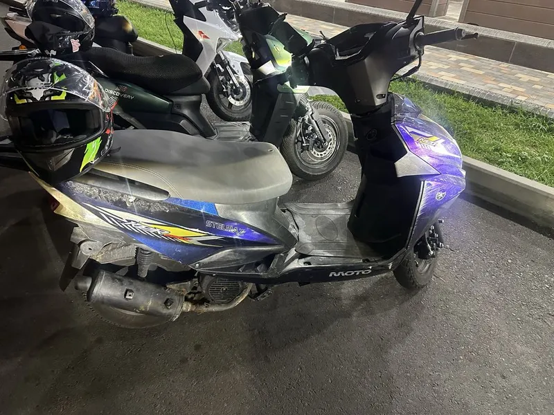 Скутор Stelmax 125 кубов 5 Скутор Stelmax 125 кубов 5