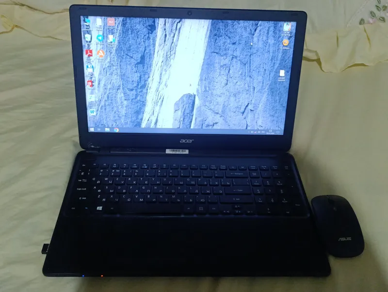 Ноутбук Acer последнего поколения, цена 1500, торг есть 2 Ноутбук Acer последнего поколения, цена 1500, торг есть 2