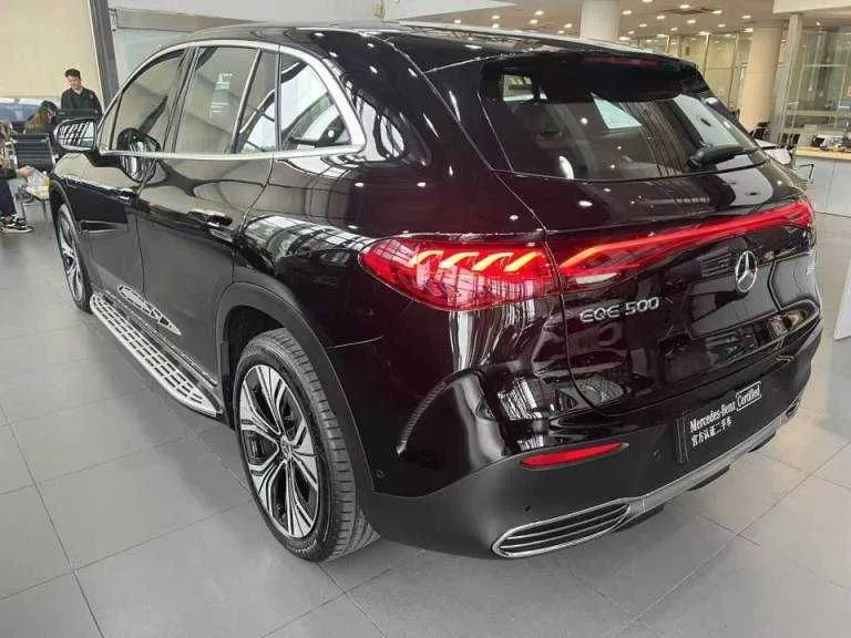 Mercedes EQE SUV 500 в наличии — фото 1