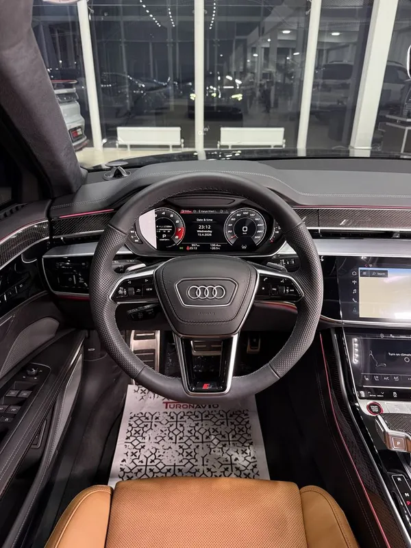 Audi S8 Quattro — фото 4