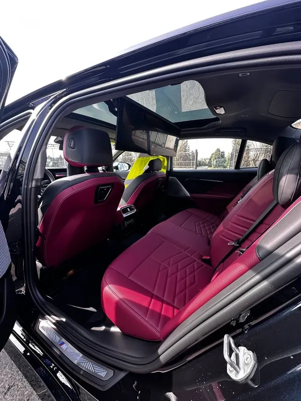 Bmw i5 40L 713km dop opsiya 8 Bmw i5 40L 713km dop opsiya 8