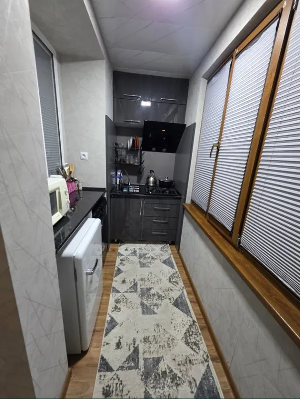 1 xonali kvartira, 40 m2, Yakkasaroy 5