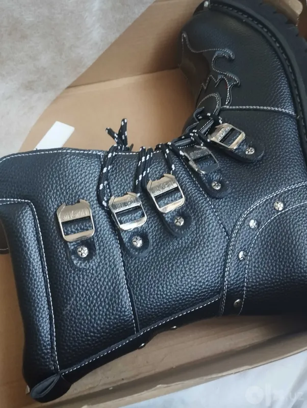 Charm kurtka va charm etiklar sotiladi 4 Charm kurtka va charm etiklar sotiladi 4