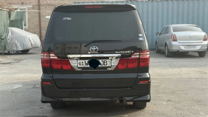 Toyota Alphard 2007 2.4 At 7 мест — фото 3