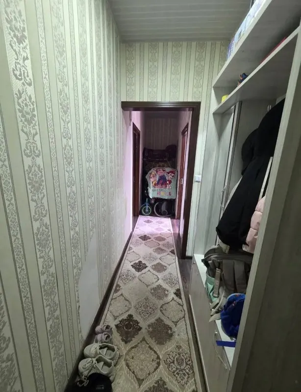 Чиланзар 6кв 2 комнатная срочно. Метро М Улугбек — фото 3