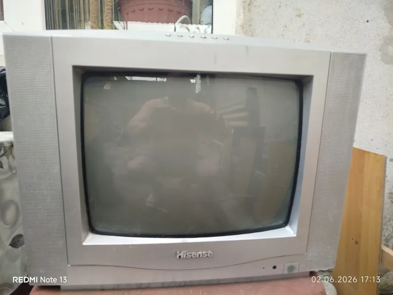 продается телевизор