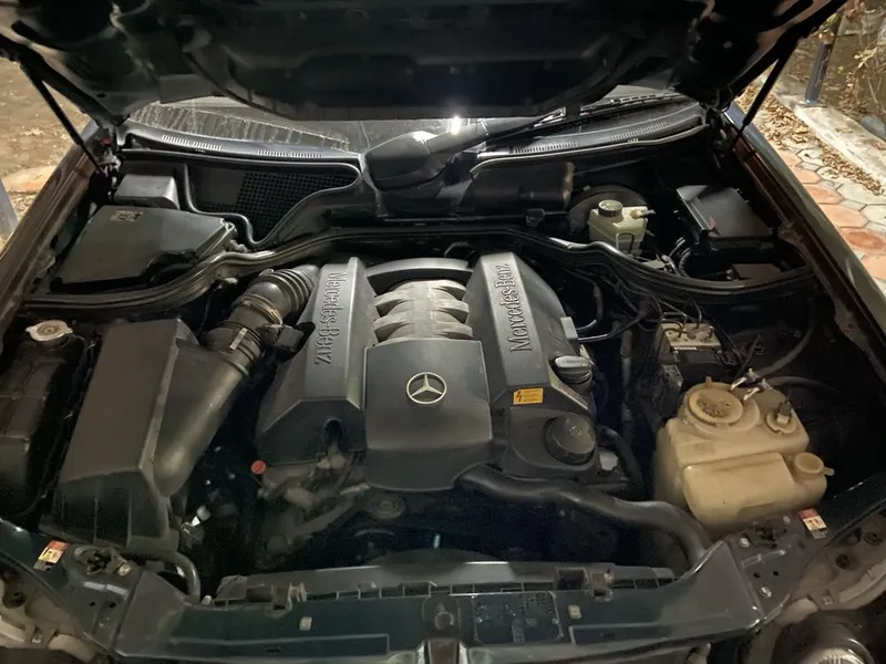 Продам Mercedes-Benz W210 4
