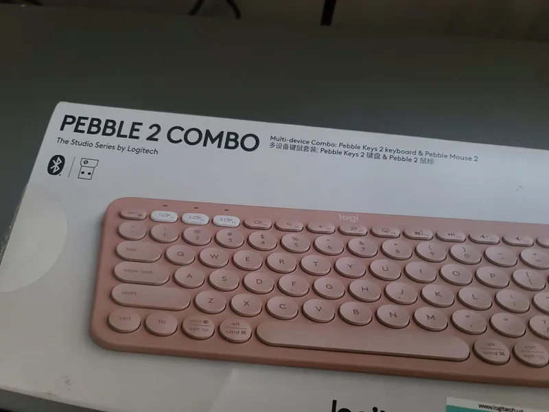 Logitech Pebble 2 Combo (клавиатура + мышь) — фото 1