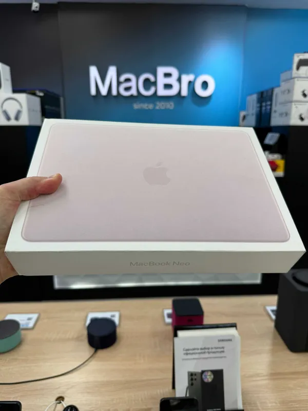 Ноутбук Apple MacBook 13 Neo 8/256 Blush 1