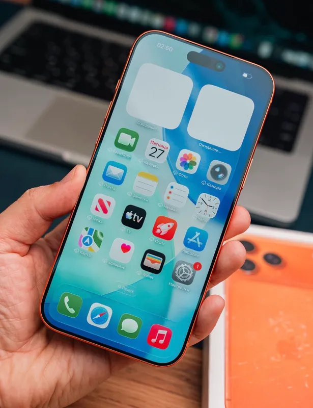 iPhone 17 ProMax 256 Orange, аккум.: 93% — торг есть 2 iPhone 17 ProMax 256 Orange, аккум.: 93% — торг есть 2