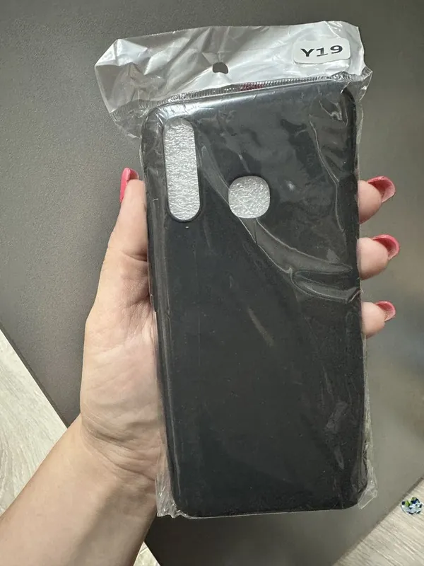 Чехлы на телефон Iphone 14 pro и Vivo Y19 — фото 3