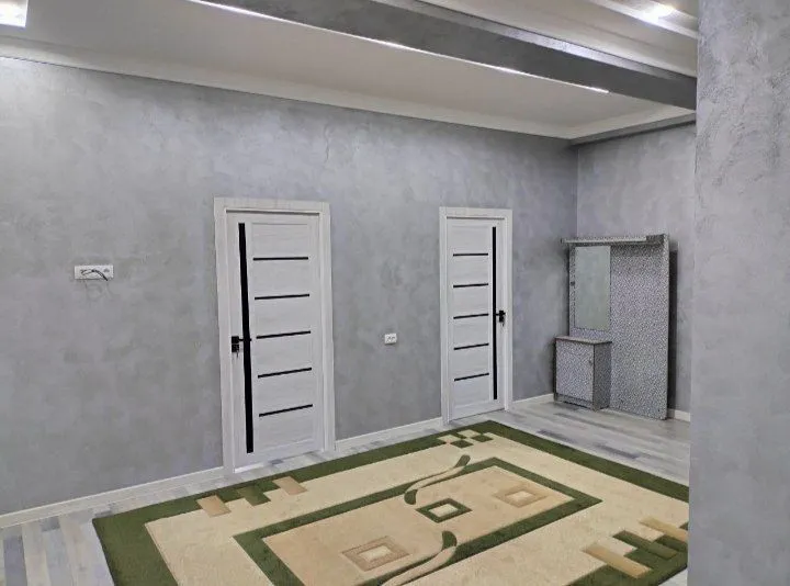 Arenda kvartira uch qaxraman challa qozoqda betonkaga yaqin Srochna 5 Arenda kvartira uch qaxraman challa qozoqda betonkaga yaqin Srochna 5