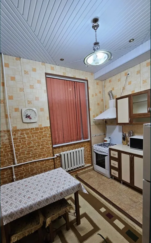 2/2/4 Novomoskovskaya mebel va texnika bilan 3