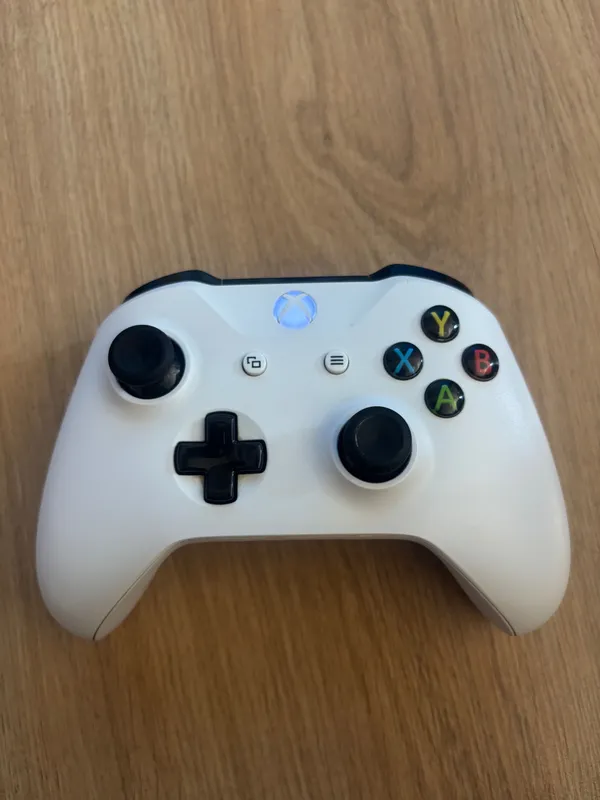 Xbox One S 1TB, с Коробкой! Состояние Идеальное 6 Xbox One S 1TB, с Коробкой! Состояние Идеальное 6