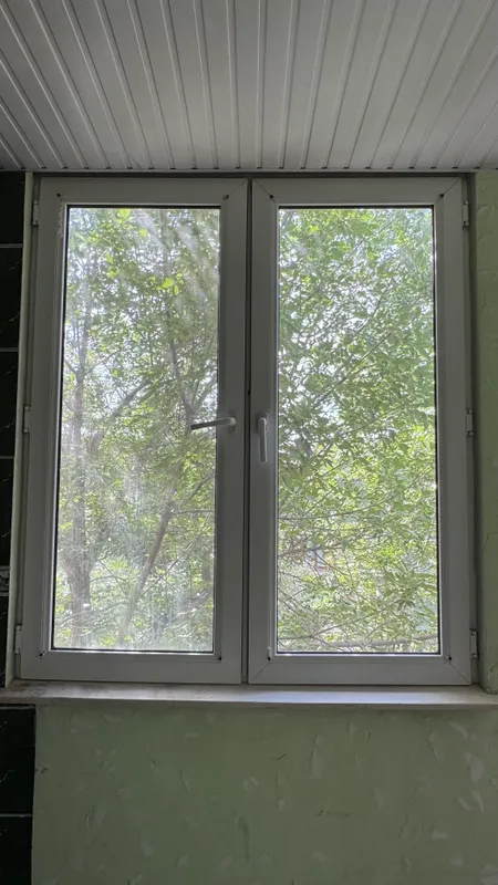 2 та оқ пластикли ром сотаман. 1.5х1.3 дан 2 та.
