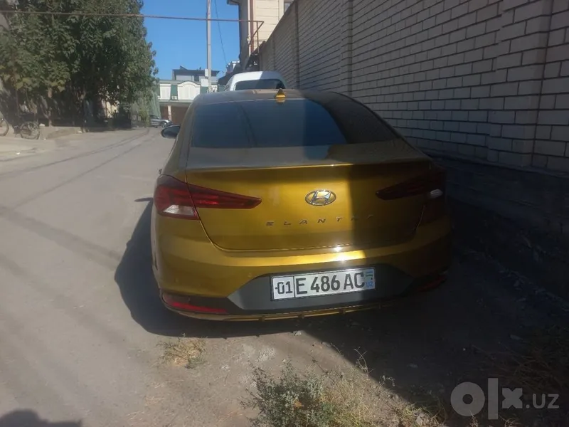 Хундай Элантра 2019 года 4 Хундай Элантра 2019 года 4