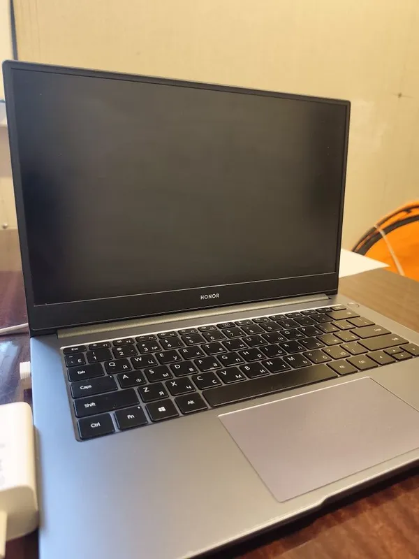 Honor magicbook X 14 8 256 Gb в отличном состоянии 2 Honor magicbook X 14 8 256 Gb в отличном состоянии 2