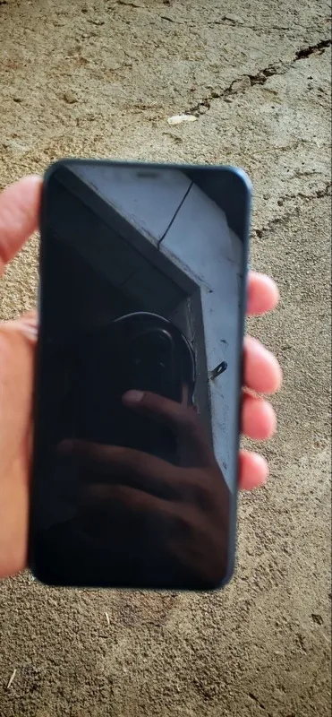 iPhone 11 Pro Max 256 ГБ, 72% 1 iPhone 11 Pro Max 256 ГБ, 72% 1
