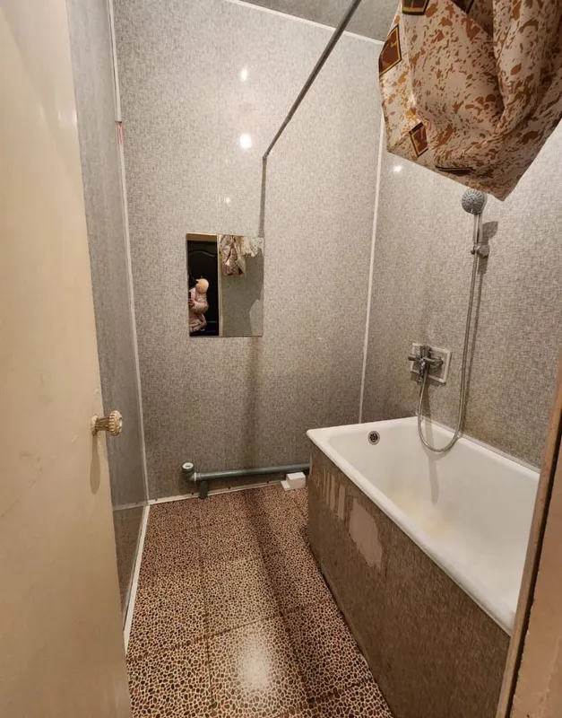 Kvartira sotiladi 6 Kvartira sotiladi 6
