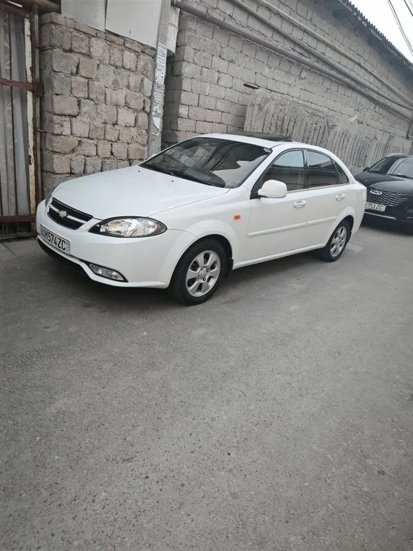 Lasetti gentra 3 pazitsa 1.8 Avtamat 7 Lasetti gentra 3 pazitsa 1.8 Avtamat 7