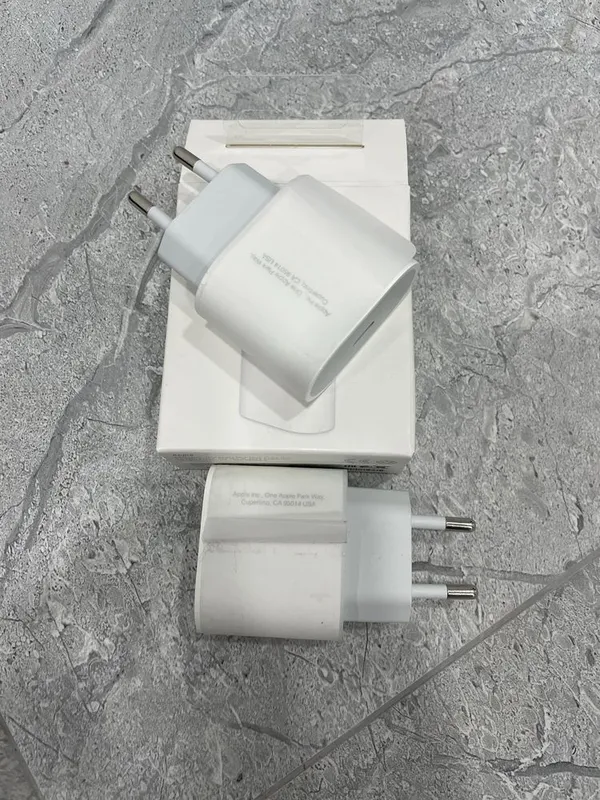 Iphone zaryadka apple galovka 20w зарядка оригинал 1 Iphone zaryadka apple galovka 20w зарядка оригинал 1