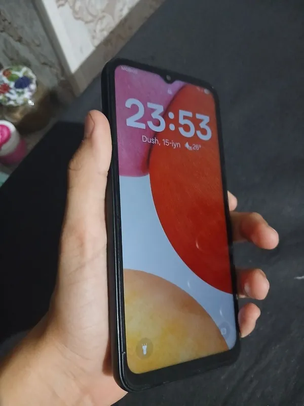Samsung Galaxy A14 6/128 GB ideall ishlidi karobka bor — фото 5