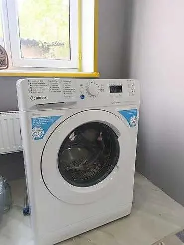 Стиральная машина INDESIT 6 kg — фото 1