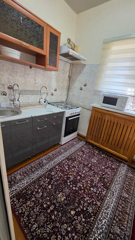 Yakkasaroy tumanida 3 xonali uy ijarasi, Spetamen ko‘chasi 3 Yakkasaroy tumanida 3 xonali uy ijarasi, Spetamen ko‘chasi 3