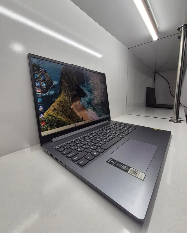 Notebook Lenovo Intel Core i3-1315U