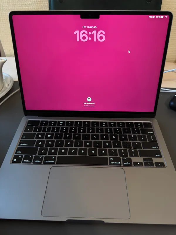 Macbook Air M2,  8/512 space black