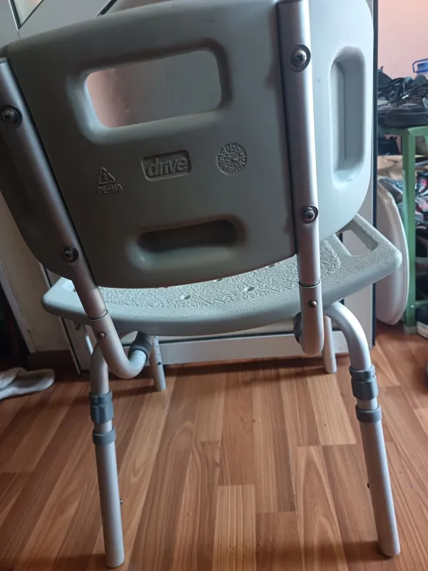 Стул. для. ванной — фото 1