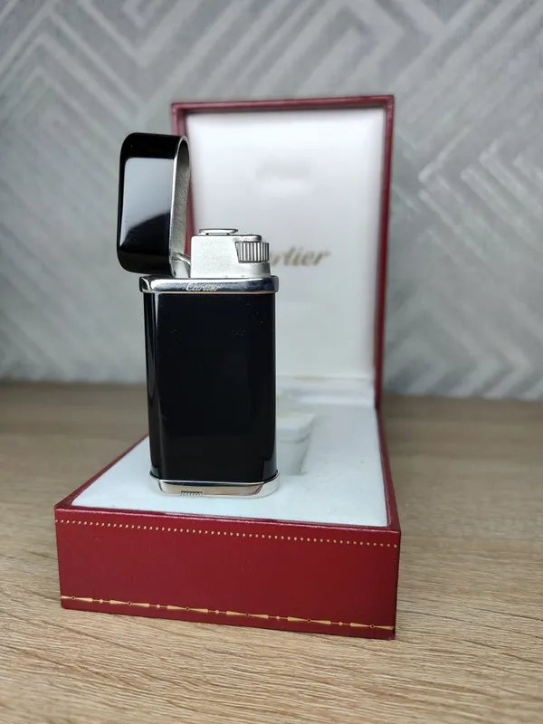 Cartier зажигалка оригинал с коробкой и документами — фото 2